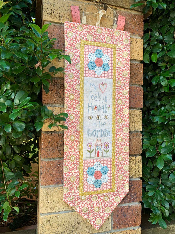 At Home in the Garden – Kit