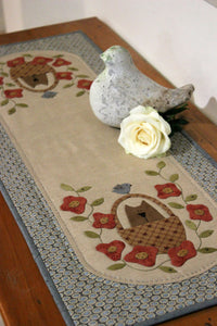 Sweetpea Table Runner Pattern